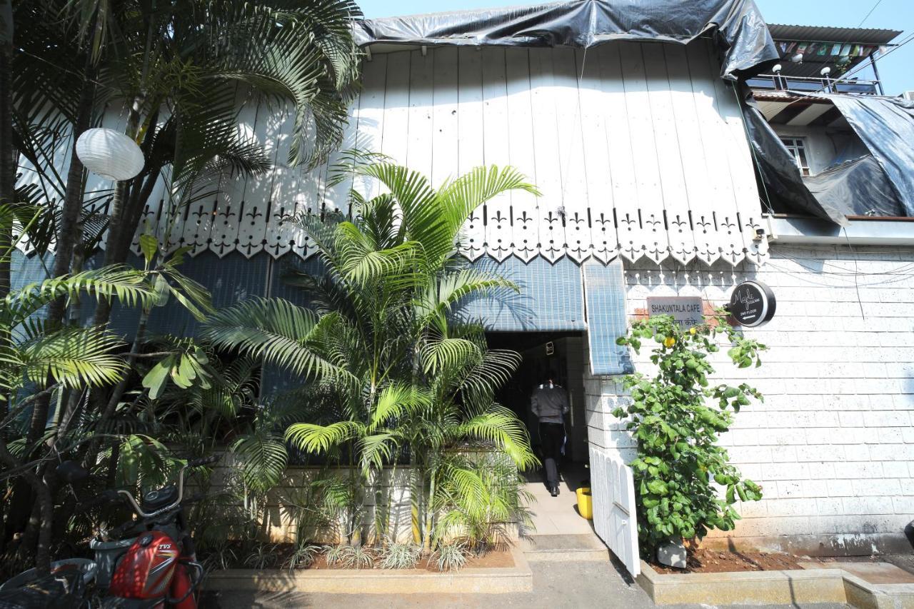 Maple Social Hubz-Hostel Mumbai Exterior photo